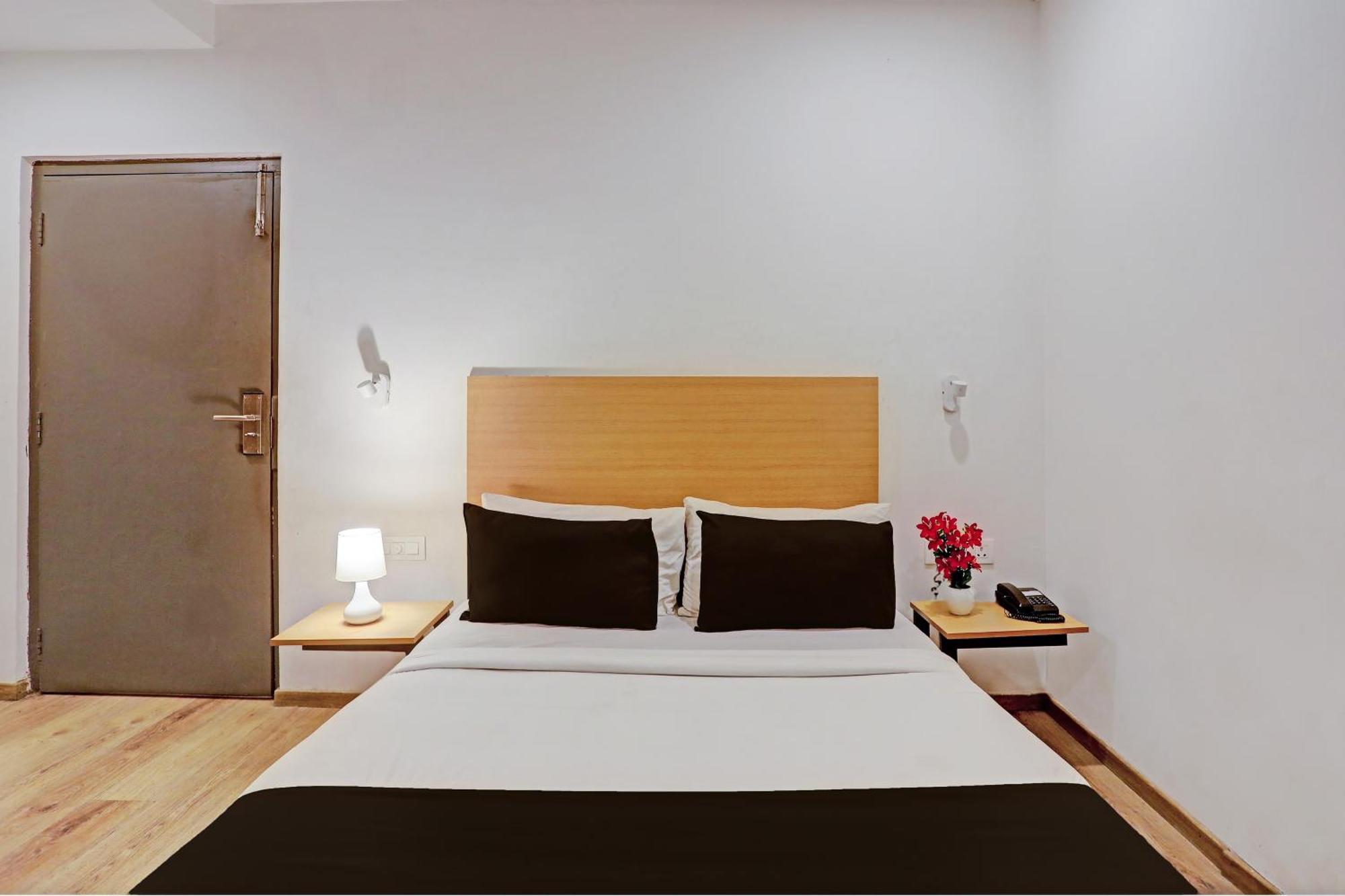 Townhouse Near Secunderabad Railway Station, Yashoda Hospital, Patny Centre Esterno foto