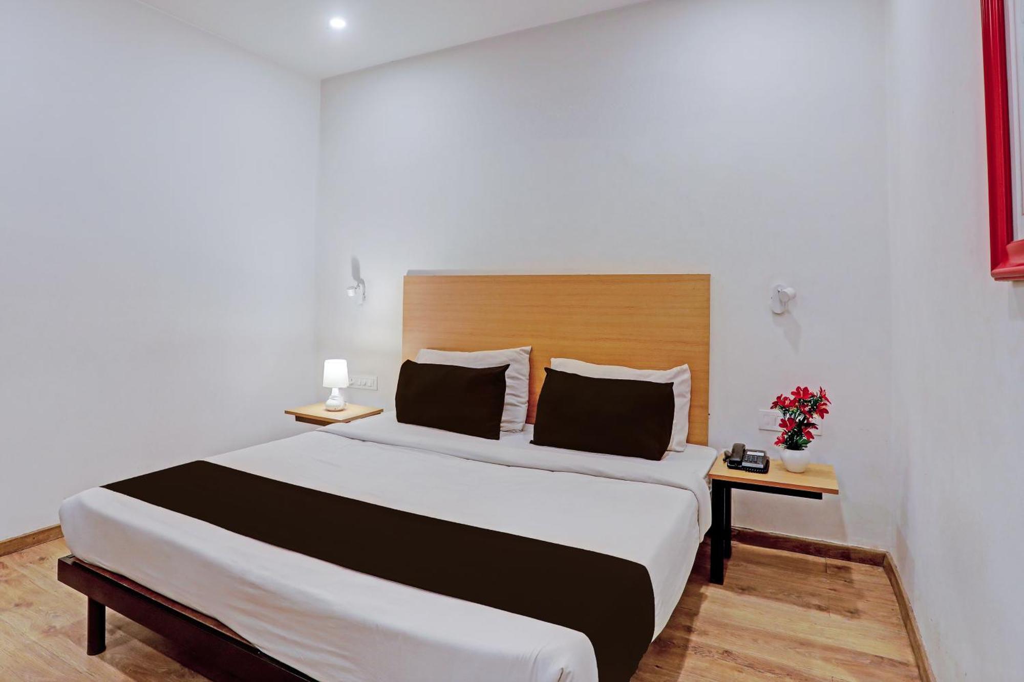 Townhouse Near Secunderabad Railway Station, Yashoda Hospital, Patny Centre Esterno foto