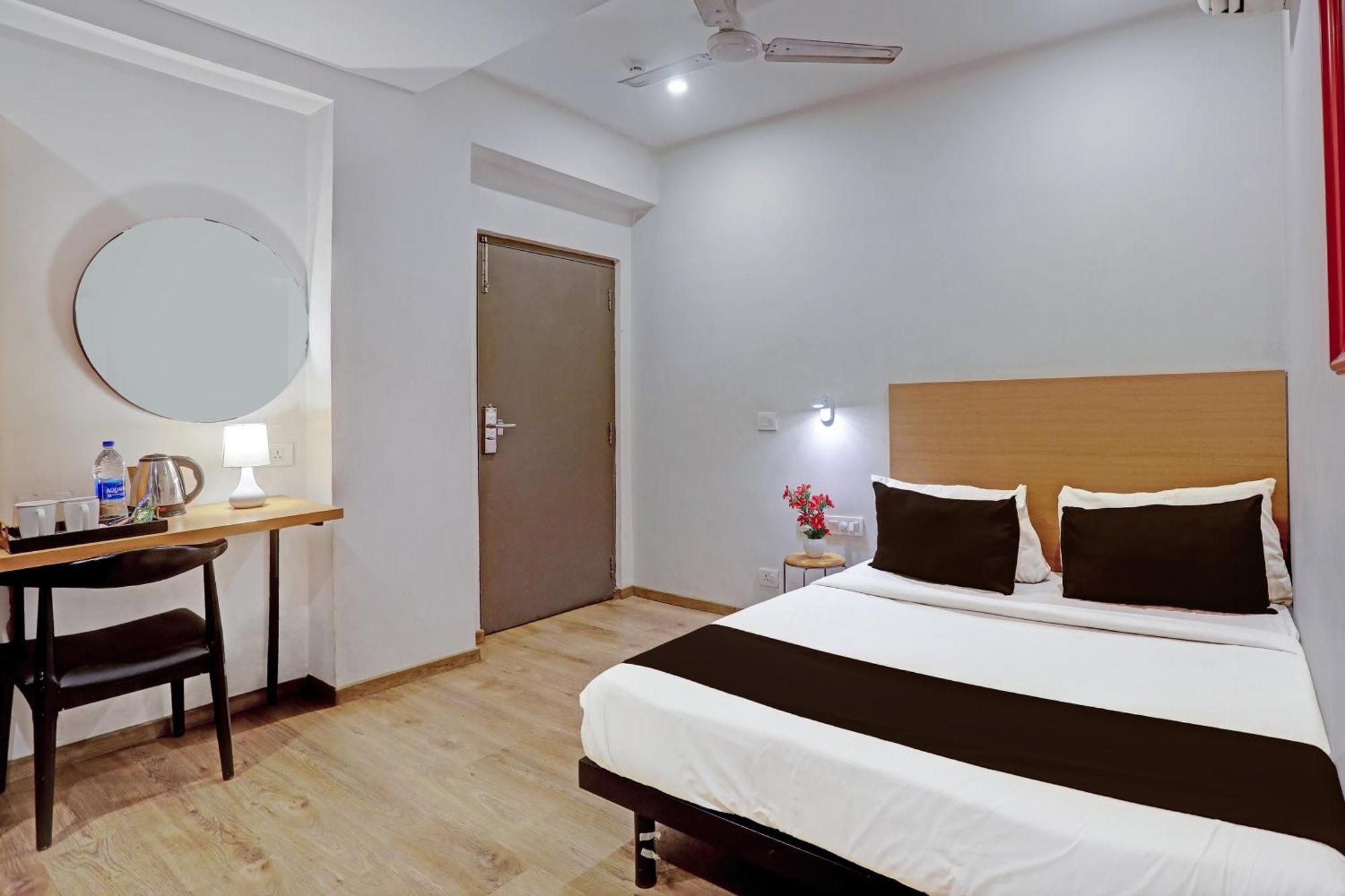 Townhouse Near Secunderabad Railway Station, Yashoda Hospital, Patny Centre Esterno foto